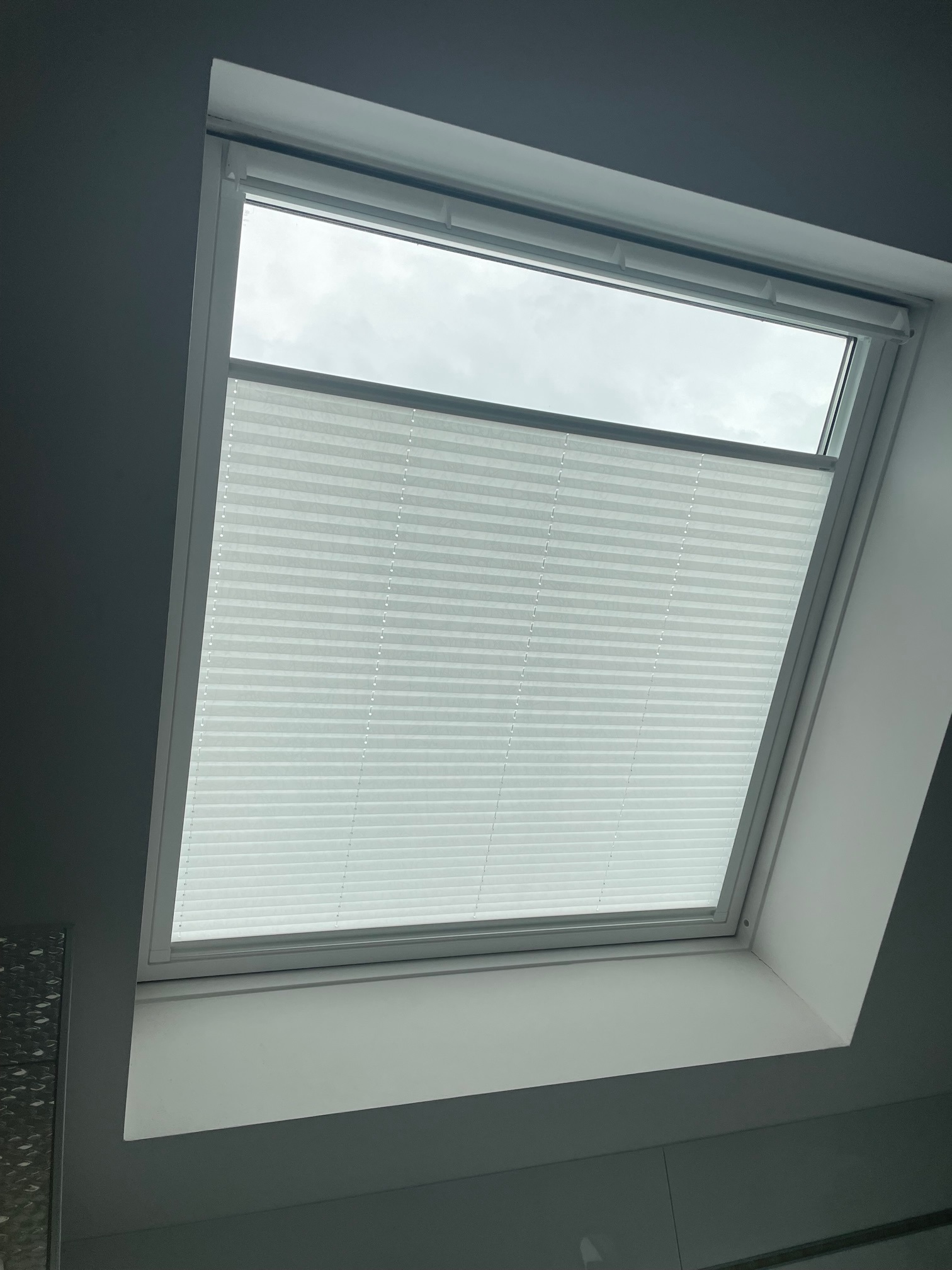 Dachfenster-Plissee